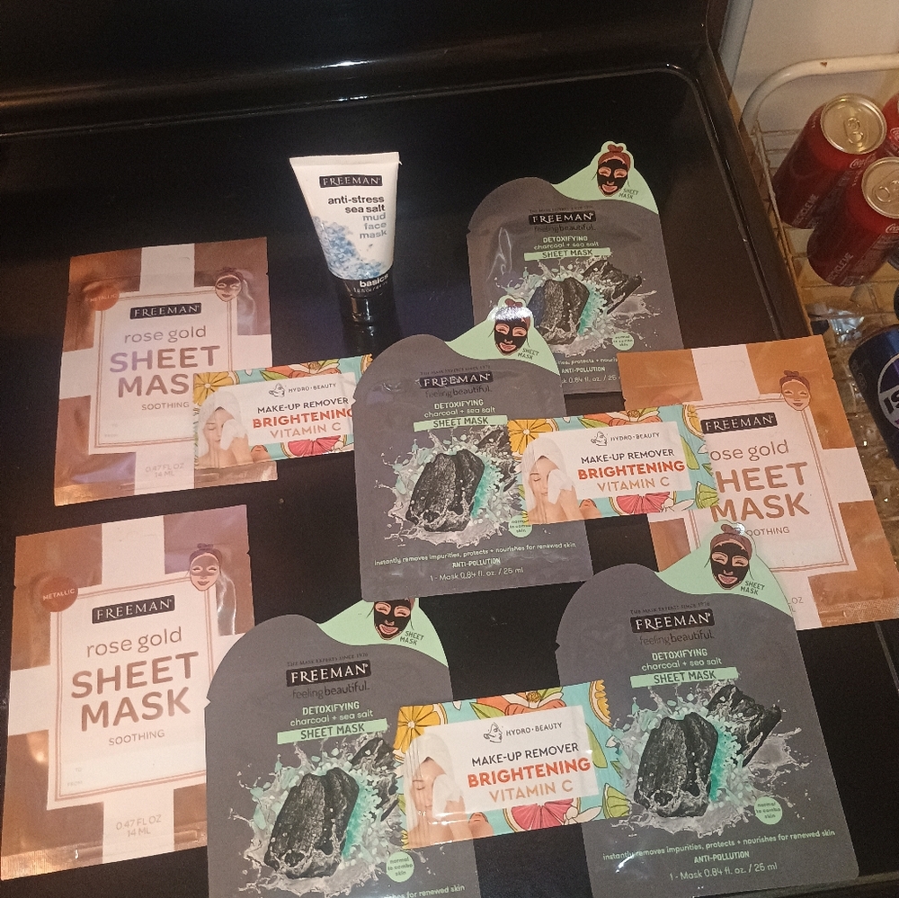 Freeman Skincare Mask and Scrub Set New
